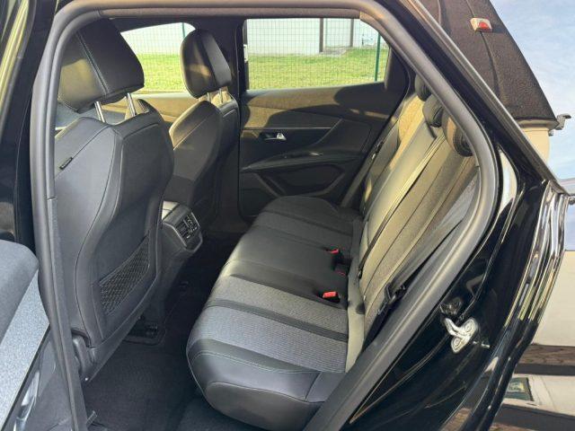 PEUGEOT 3008 BlueHDi 130 S&S EAT8 Allure Pack NAVI - LED - 18