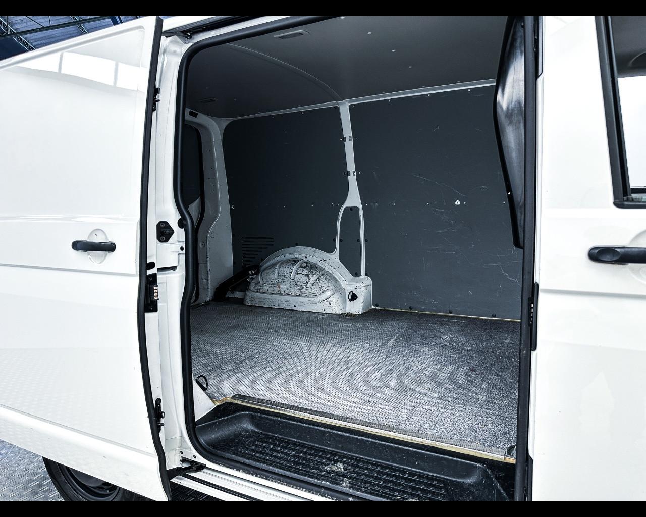 VOLKSWAGEN Transp. 6ª '15-'24 - Transporter 2.0 TDI 110CV PC Furgone