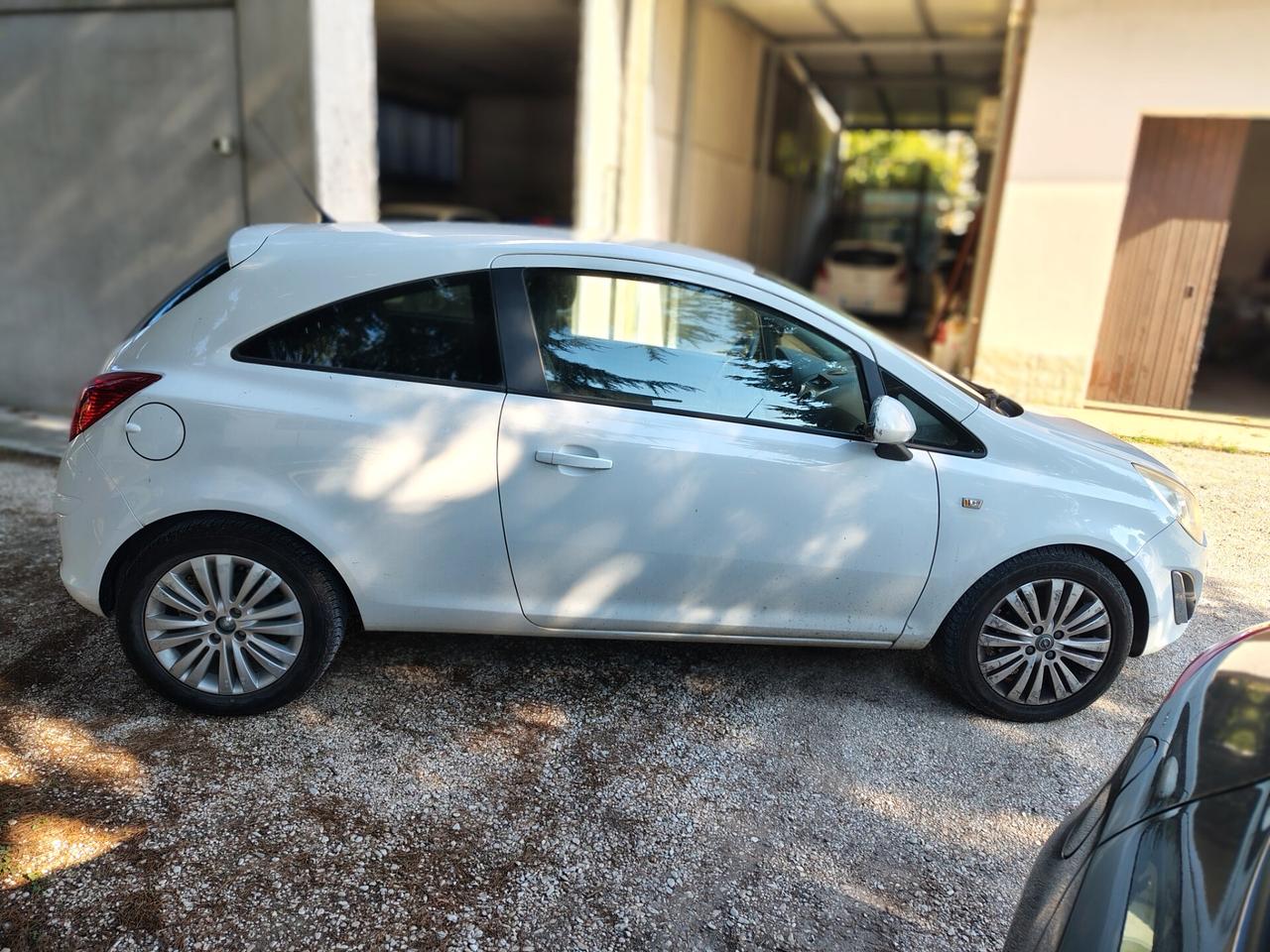 OPEL Corsa 1.2 85 CV 3p. Edition (Euro 5) - IDEALE NEOPATENTATI