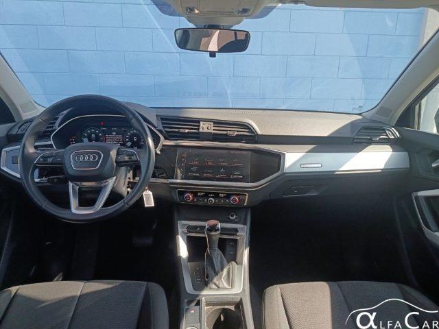 AUDI Q3 35 TFSI S tronic Business