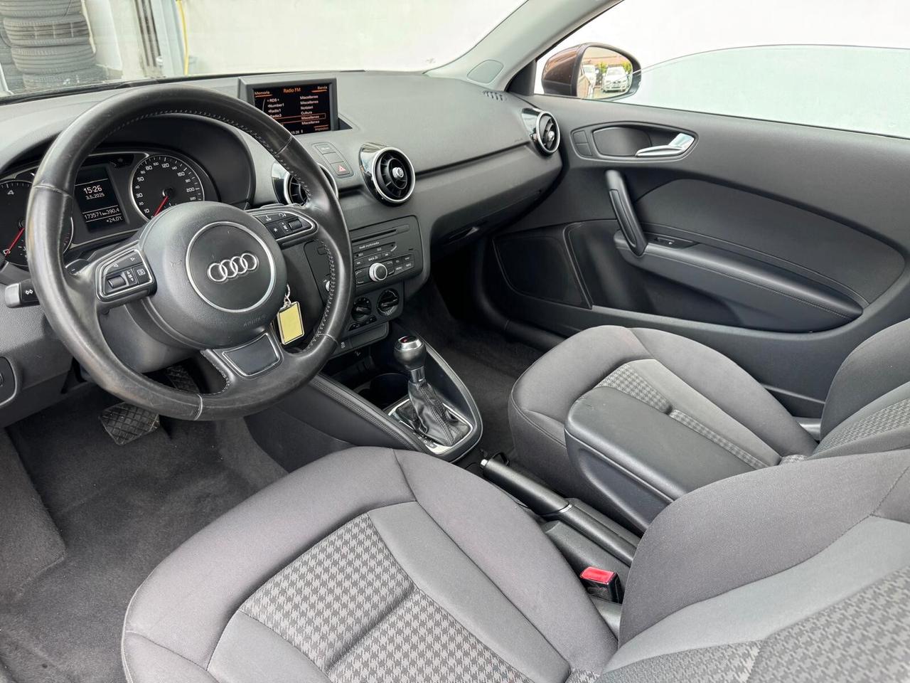 Audi A1 1.4 TFSI S tronic Ambition*EURO5*NEOPATENTATI