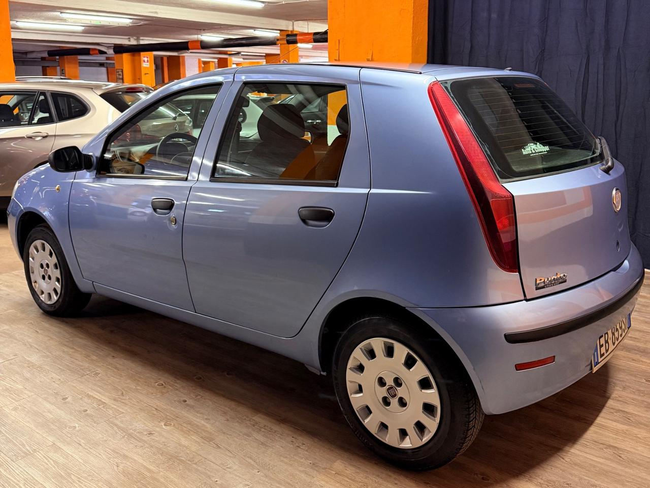 STUPENDA FIAT PUNTO CON SOLI 30.737 KM IN OTTIME CONDIZIONI