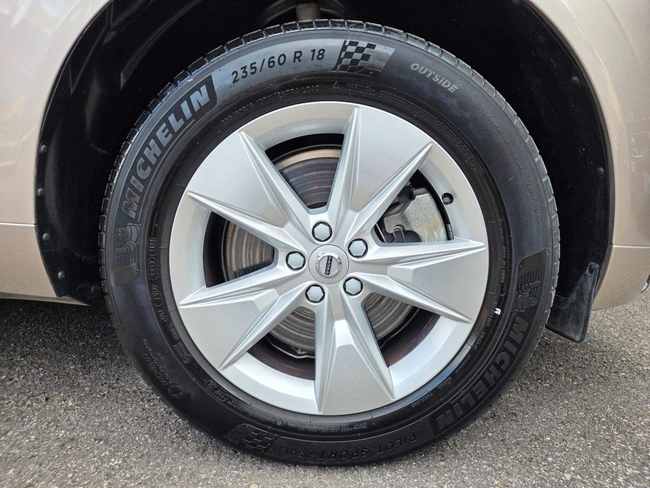 Volvo XC60 2.0 B4 BENZINA 197cv AUT. / SERVICE VOLVO!