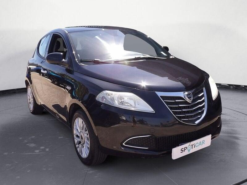 Lancia Ypsilon 1.2 69 cv Silver