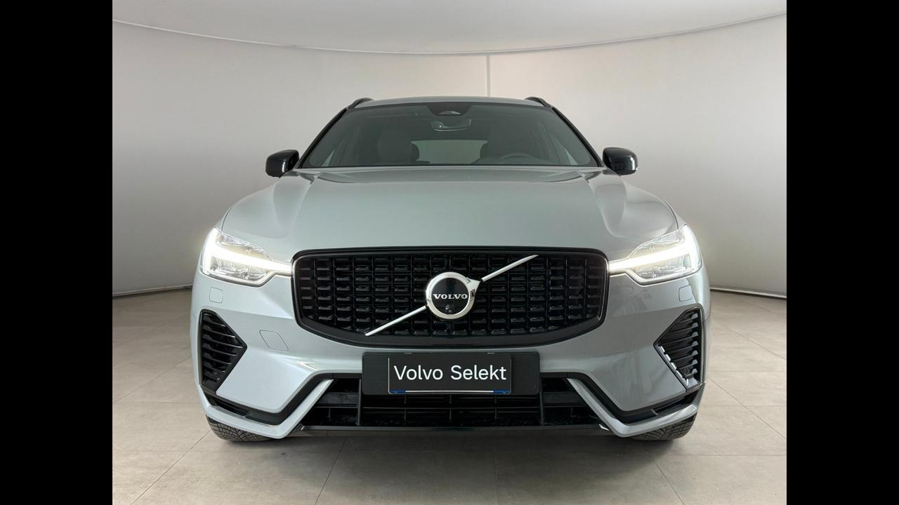 VOLVO XC60 II 2022 - XC60 2.0 t6 phev Plus Dark awd auto