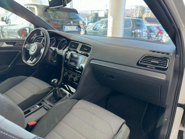 VOLKSWAGEN Golf 1.6 TDI 110 CV 5p. R-line RLine Sport BMT
