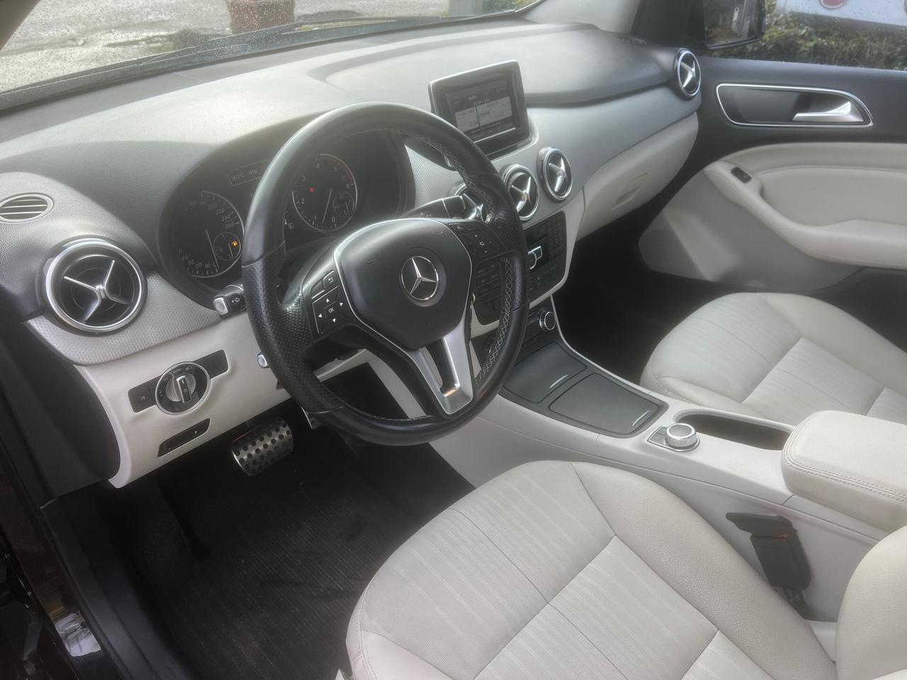 Mercedes B180 CDI Premium-2013"KM CERTIFICATI"