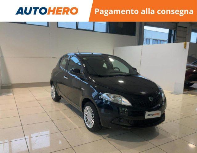 LANCIA Ypsilon 1.0 FireFly 5 porte S&S Hybrid Silver