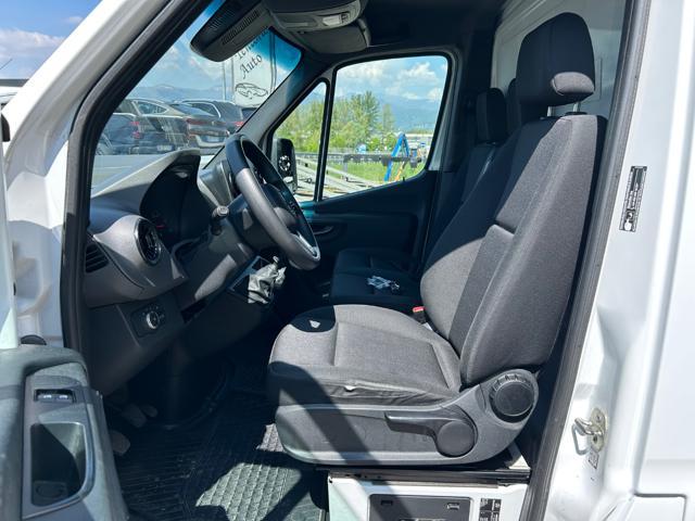 MERCEDES-BENZ Sprinter T43/35 315 CDI RWD furgone con sponda idraulica