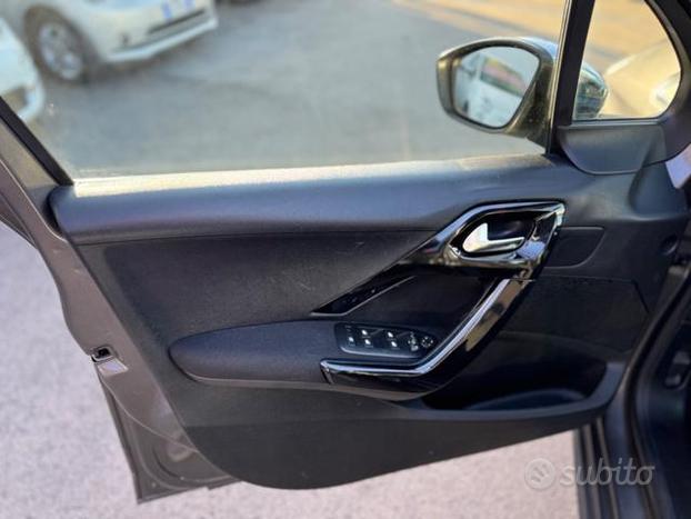 PEUGEOT 208 BlueHDi 75 5 porte Allure IDEALE PER