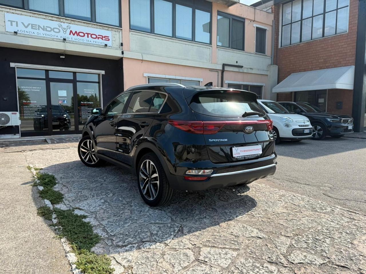 Kia Sportage 1.6 CRDI 136 CV 2WD Mild Hybrid Black Edition