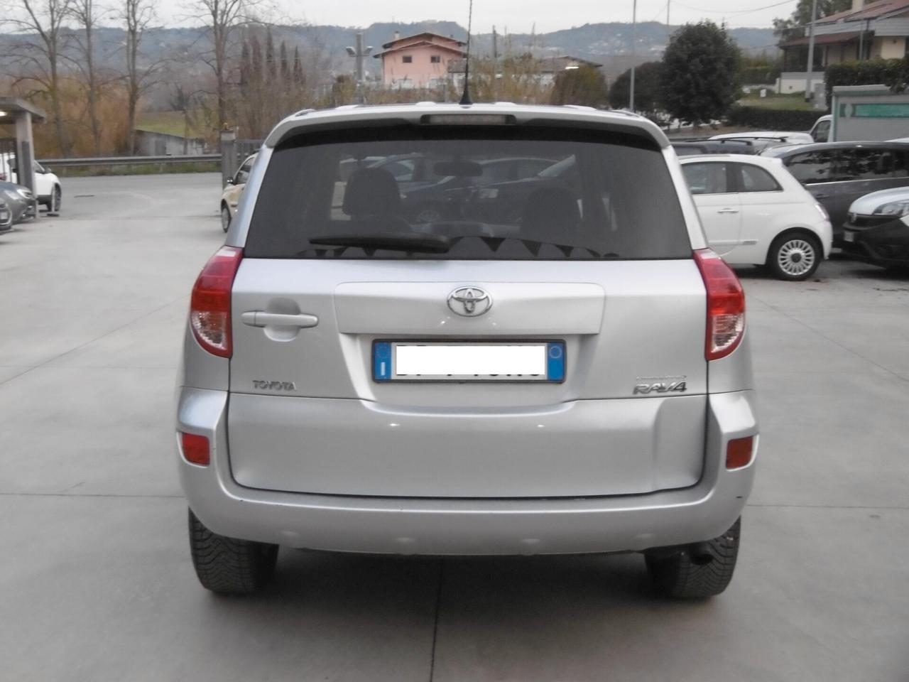 Toyota RAV 4 RAV4 Crossover 2.2 D-4D 136 CV Sol