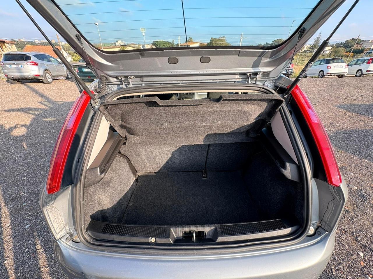 Fiat Grande Punto 1.3 MJT 75 CV 5 porte Active