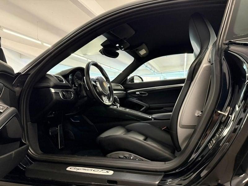 Porsche Cayman GTS
