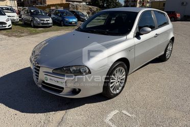 ALFA ROMEO 147 1.9 JTD (120) 5 porte Moving