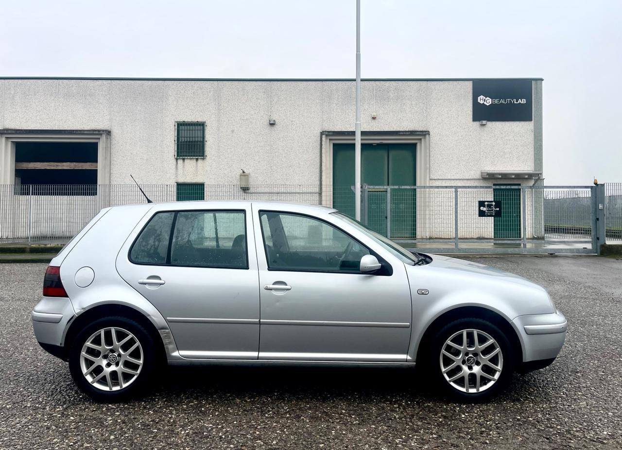 Volkswagen Golf 1.9 TDI/110 CV cat 5p. Comfortline