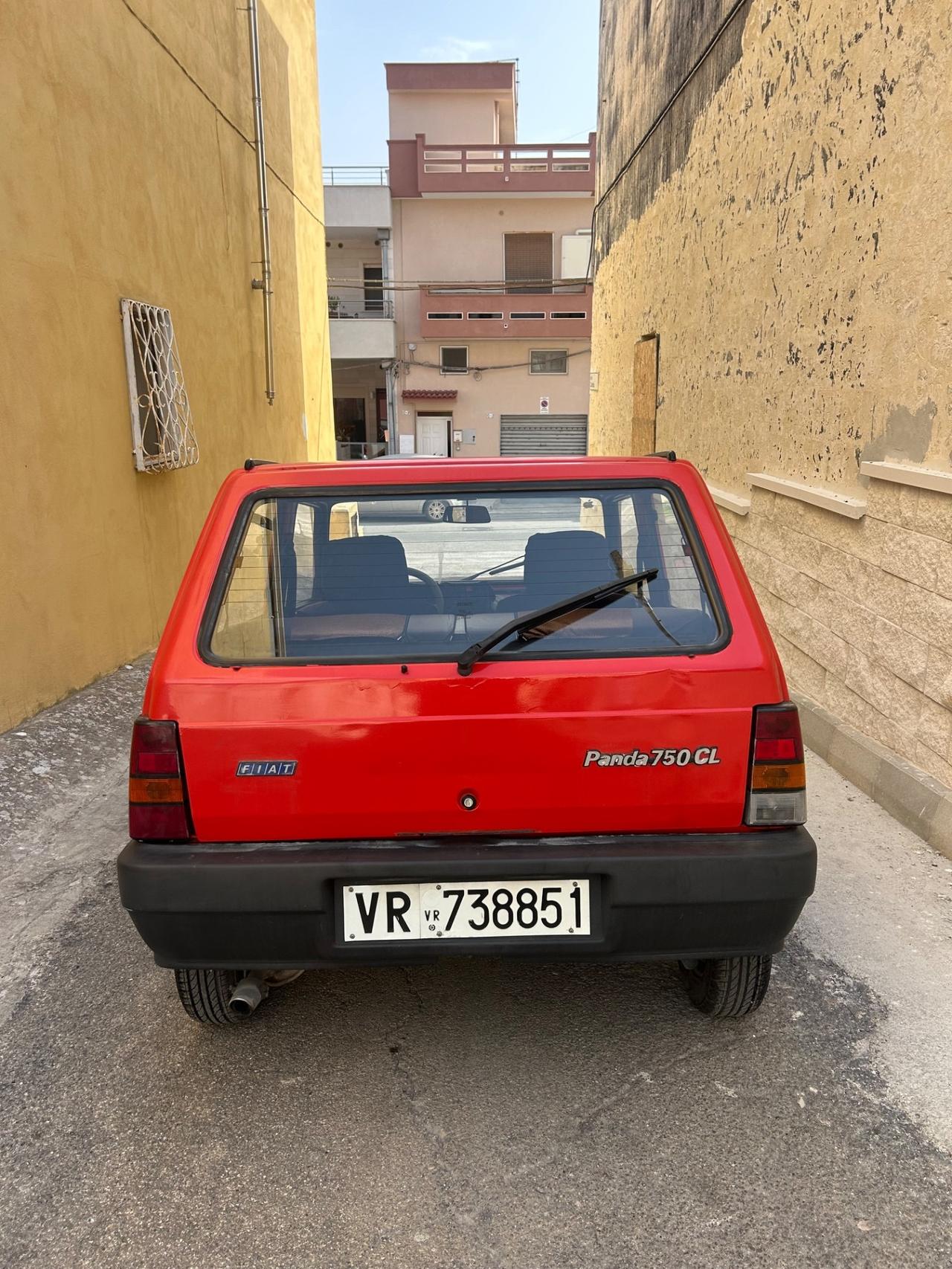 Fiat Panda 900 i.e. cat Young