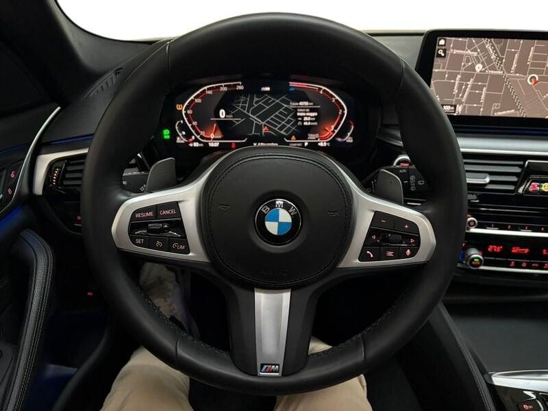 BMW Serie 5 518d 48V Touring Msport