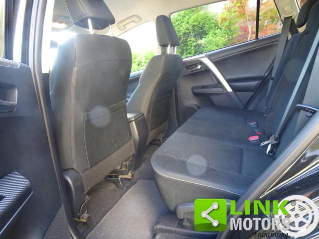 TOYOTA RAV 4 AWD