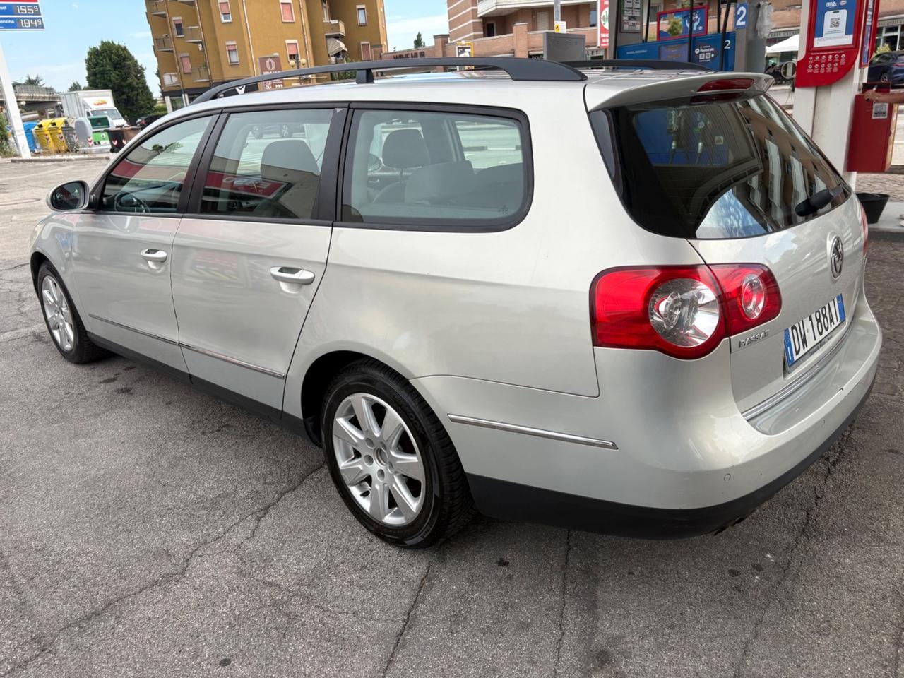 Volkswagen Passat 2.0 TDI . Highline