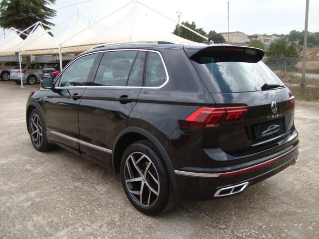 Volkswagen Tiguan 2.0 TDI 150 CV SCR DSG R-Line