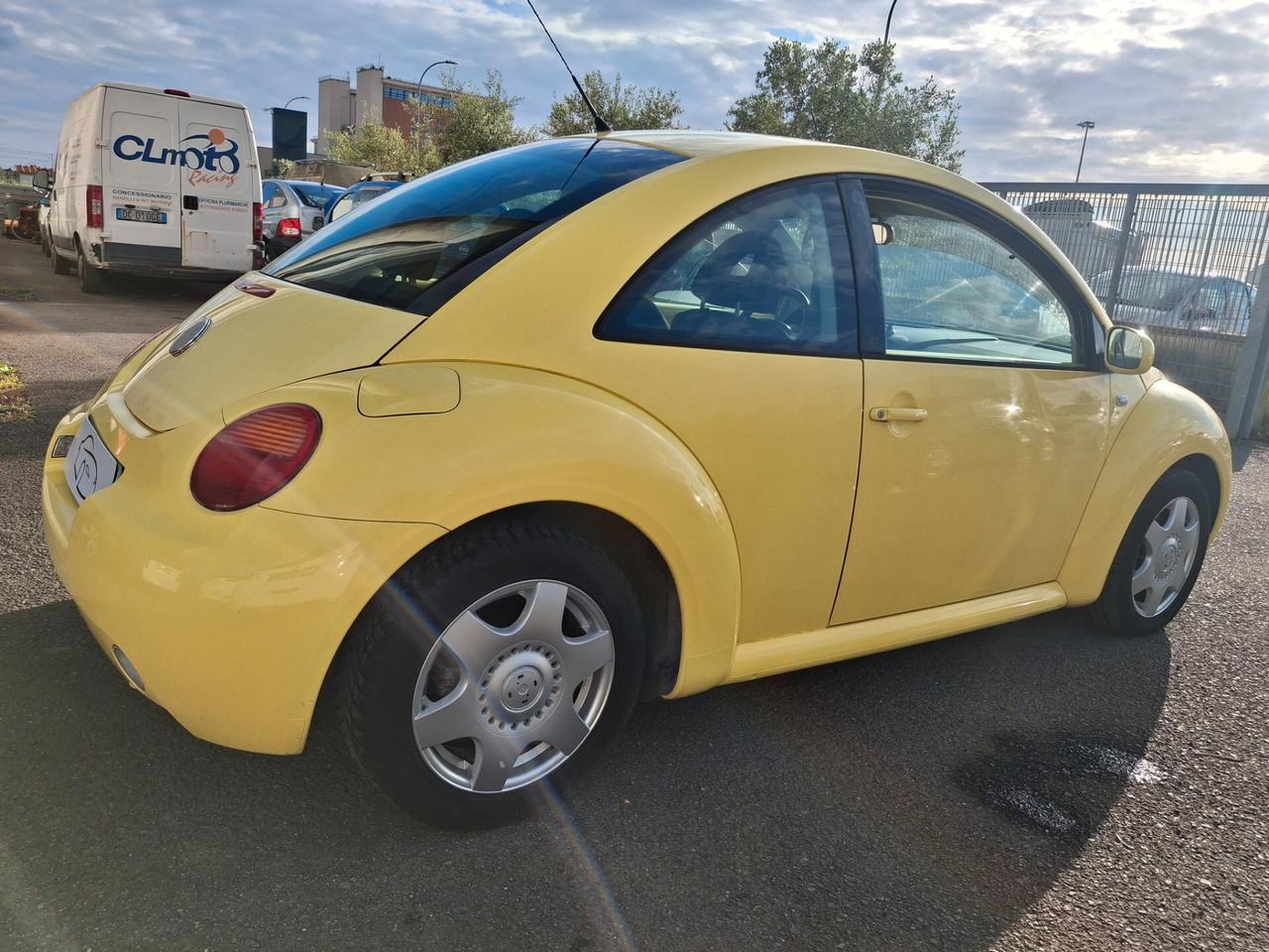 Volkswagen New Beetle 1.6 **SOLO 102mila CHILOMETRI**