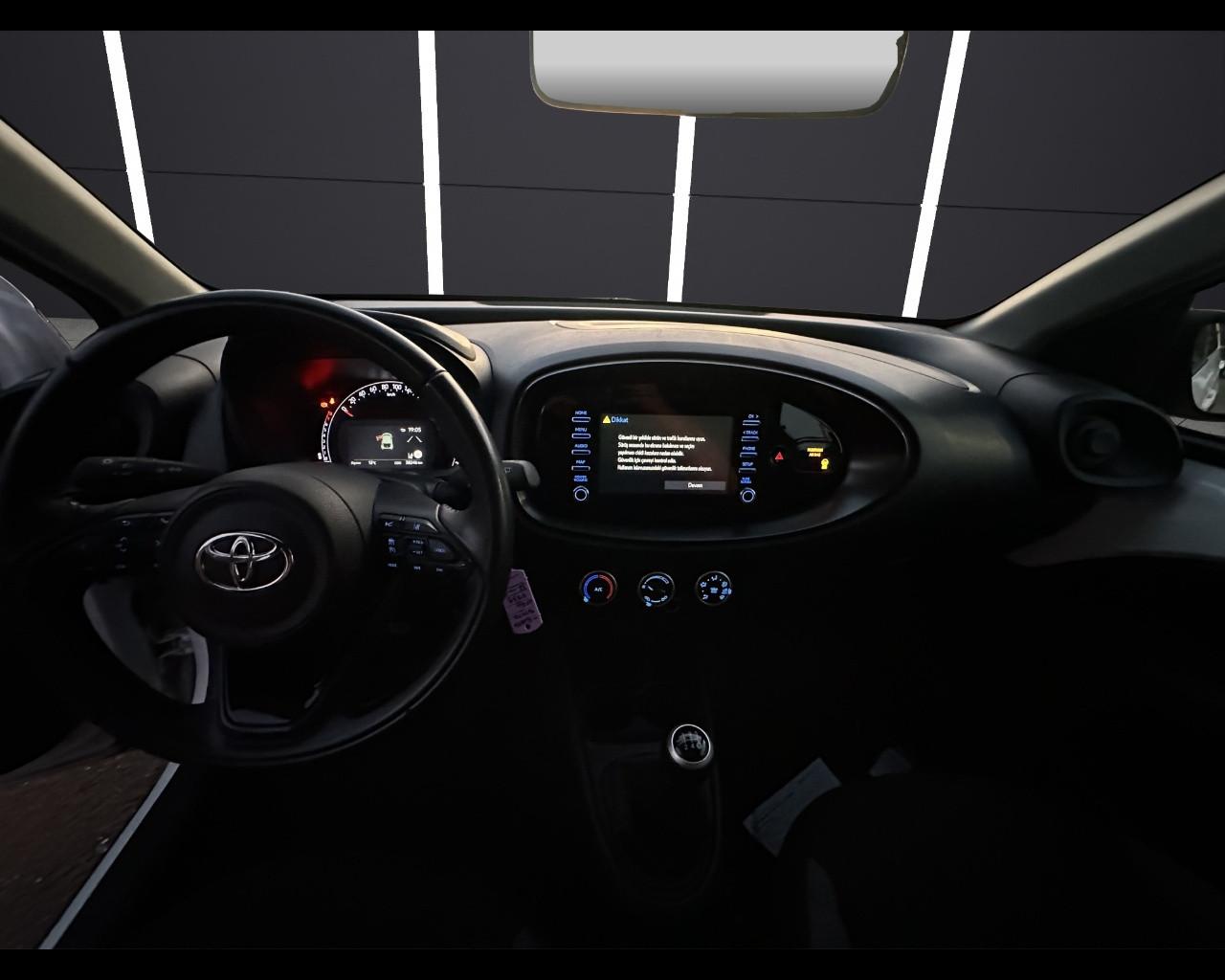 TOYOTA Aygo X - Aygo X 1.0 VVT-i 72 CV 5 porte Lounge
