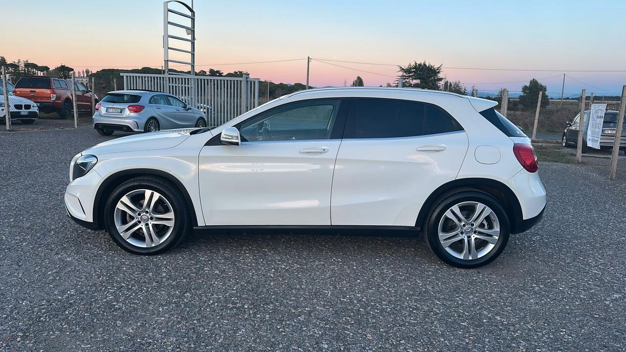 Mercedes-benz GLA 200 d Automatic Premium