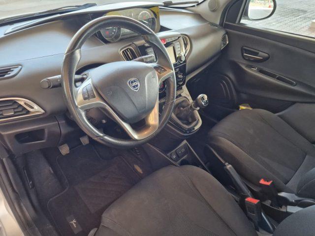 LANCIA Ypsilon 1.2 69 CV 5 porte Gold OK NEO PATENTATI