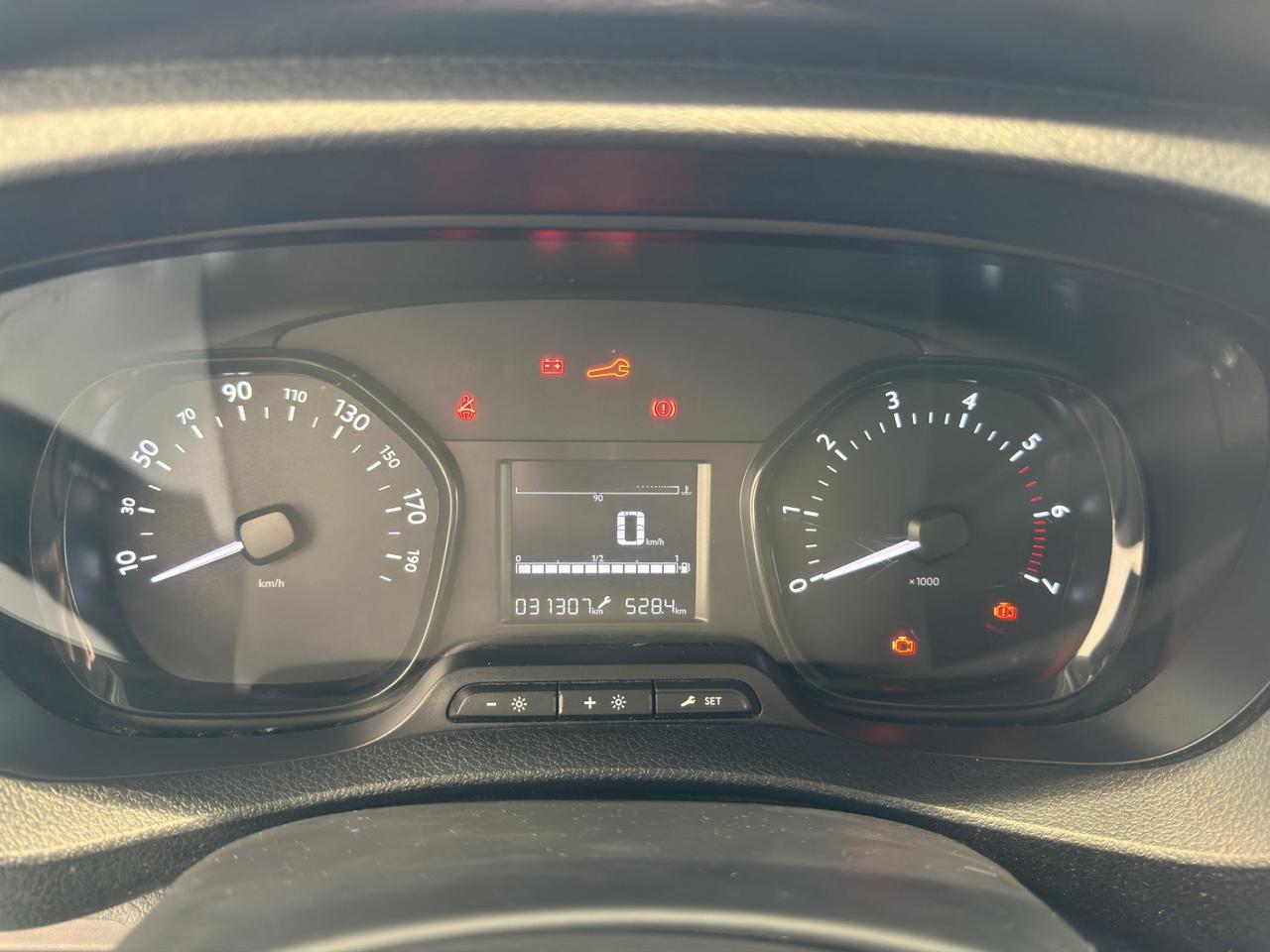 Toyota Proace Comfort 1.6L Diesel 10Q