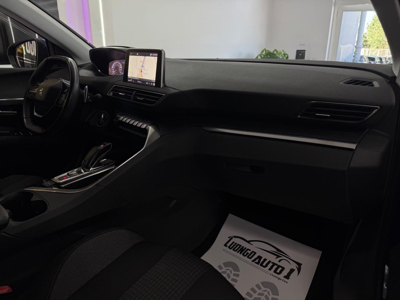 Peugeot 3008 130Cv EAT8 Allure Full Opt