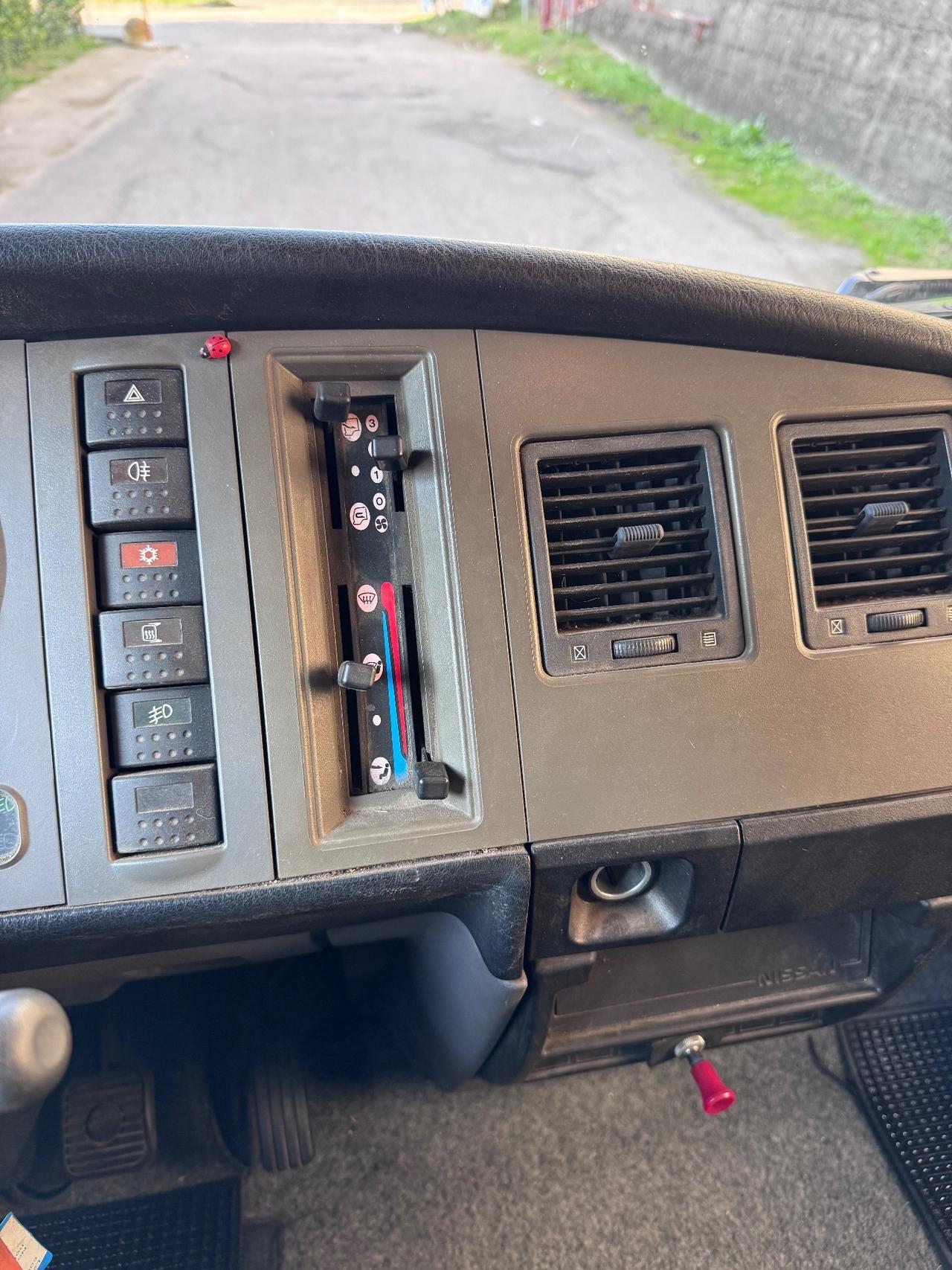 Nissan Atleon 35.15 con la SPONDA