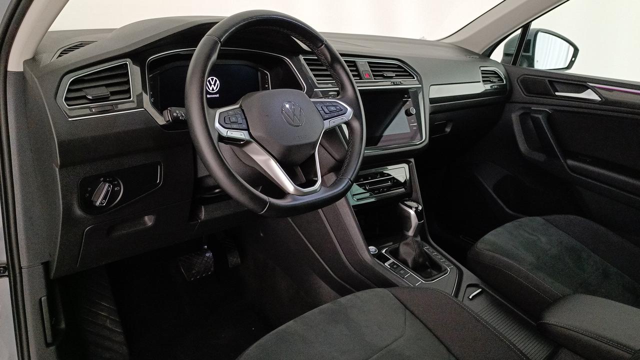 VOLKSWAGEN Tiguan 2.0 tdi Elegance 150cv dsg