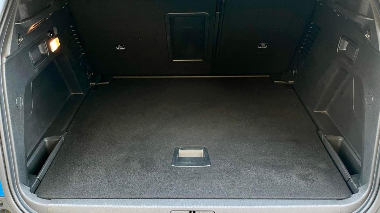 PEUGEOT 3008 1.5 BLUEHDI ACTIVE BUSINESS 131CV - FULL LED, VIRTUAL COCKPIT, NEOPATENTATI