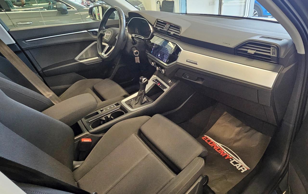Audi Q3 40 TDI quattro S tronic Business Advanced TETTO