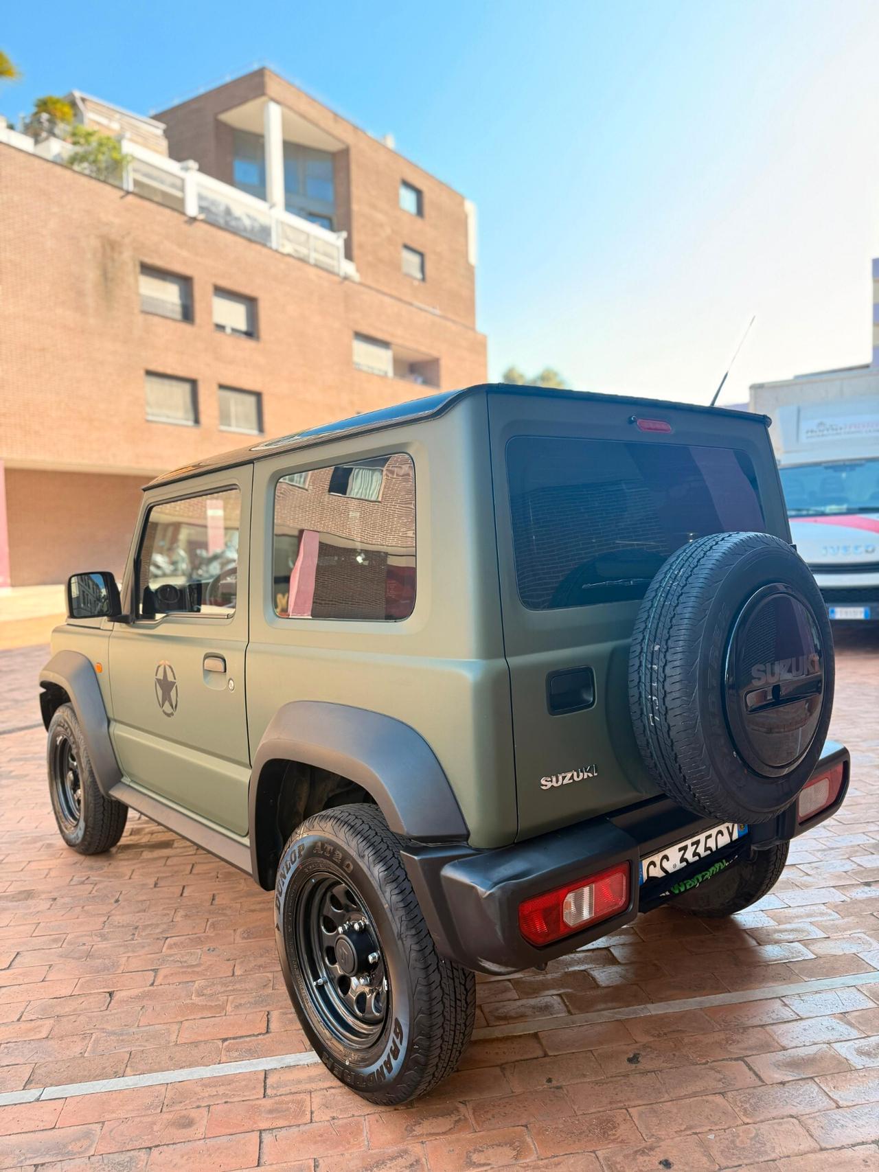 Suzuki Jimny 1.5 5MT PRO (N1)