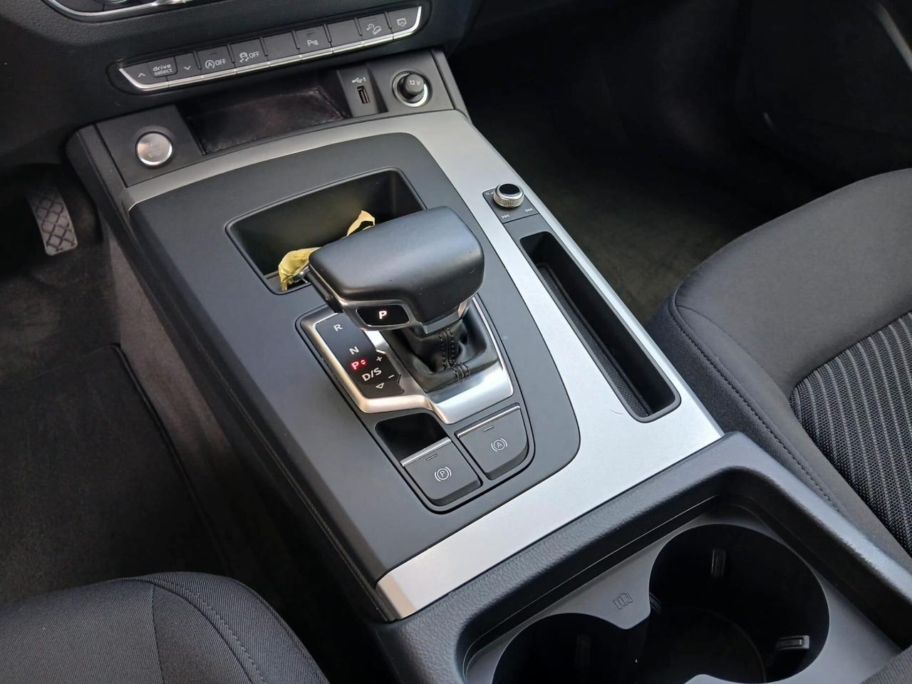 Audi Q5 40 TDI 204 CV quattro S tronic Business Advanced