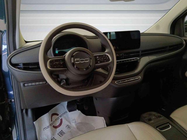 FIAT 500 La Prima Berlina 42 kWh
