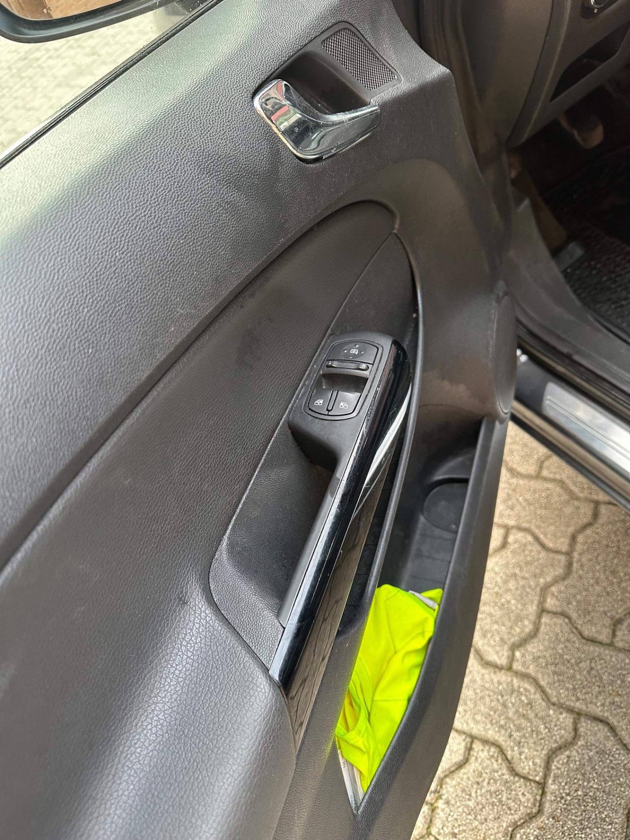 Opel Corsa 1.2 85CV 3 porte GPL-TECH Elective