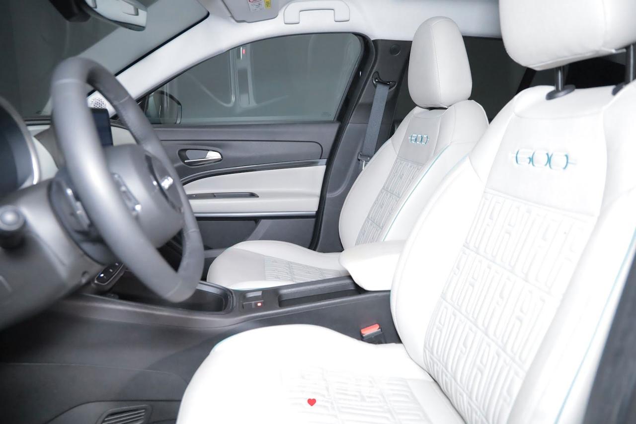 Fiat 600 1.2 hybrid La Prima