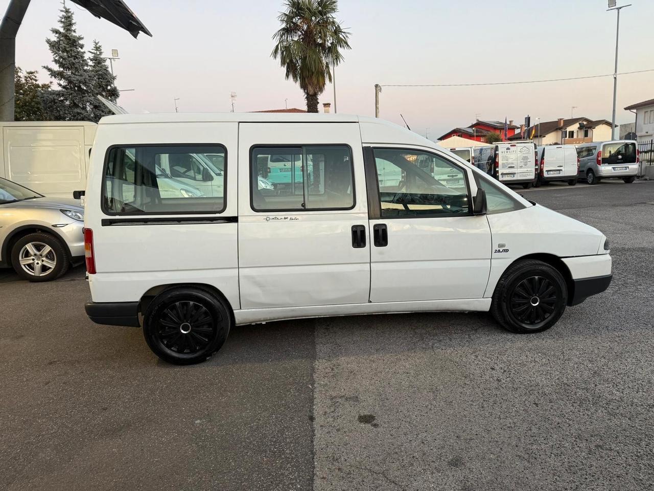 Scudo 2.0 JTD (94 CV) Combi 8 posti