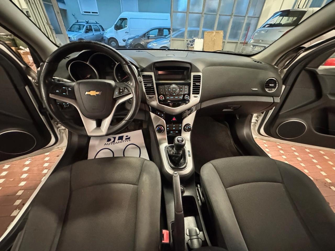 Chevrolet Cruze 1.6 5 porte LT - UNICO PROPRIETARIO