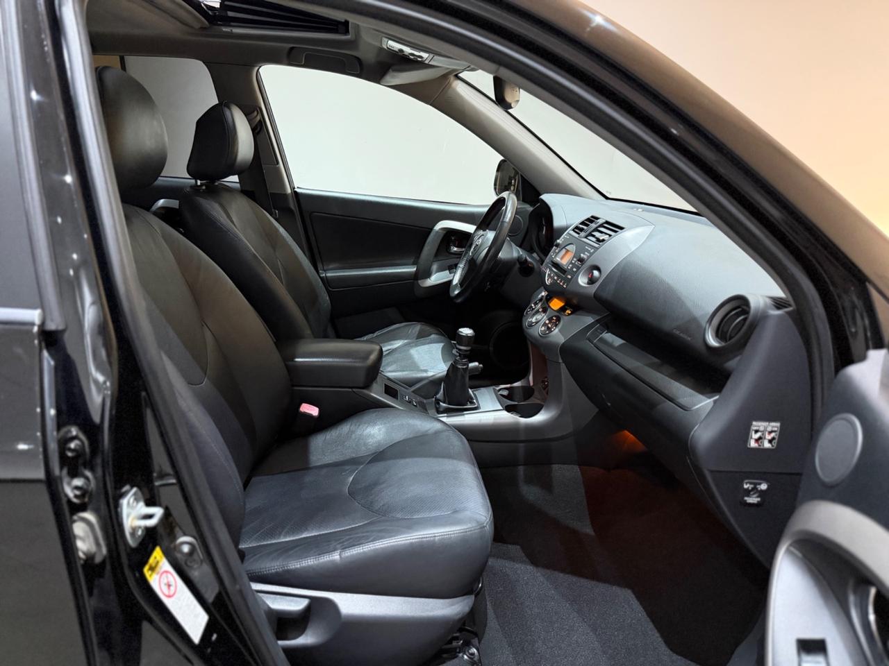 Toyota RAV4 2.2 D-4D 177 CV Luxury Full Optional