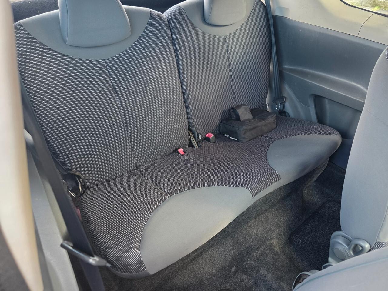 Peugeot 107 1.0 68CV 3p. Sweet Years con 190.000km