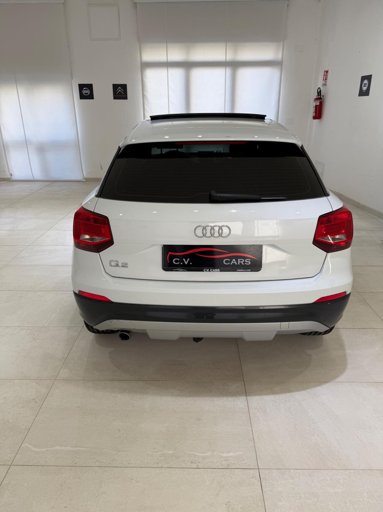AUDI Q2 30 TDI S LINE EDITION CON TETTO APRIBILE E GANCIO TRAINO