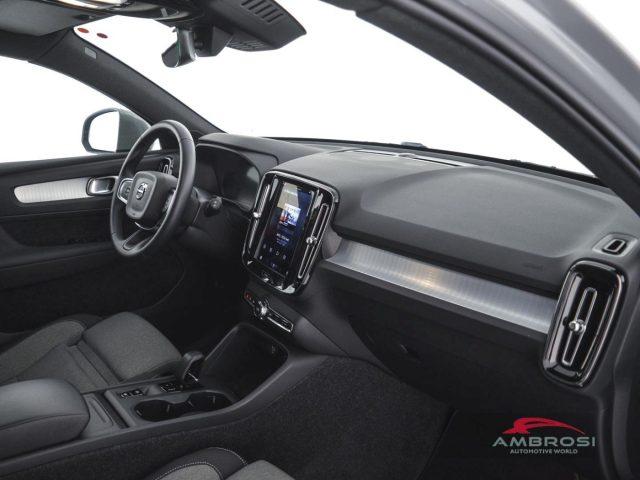 VOLVO XC40 2.0 b3 Core auto
