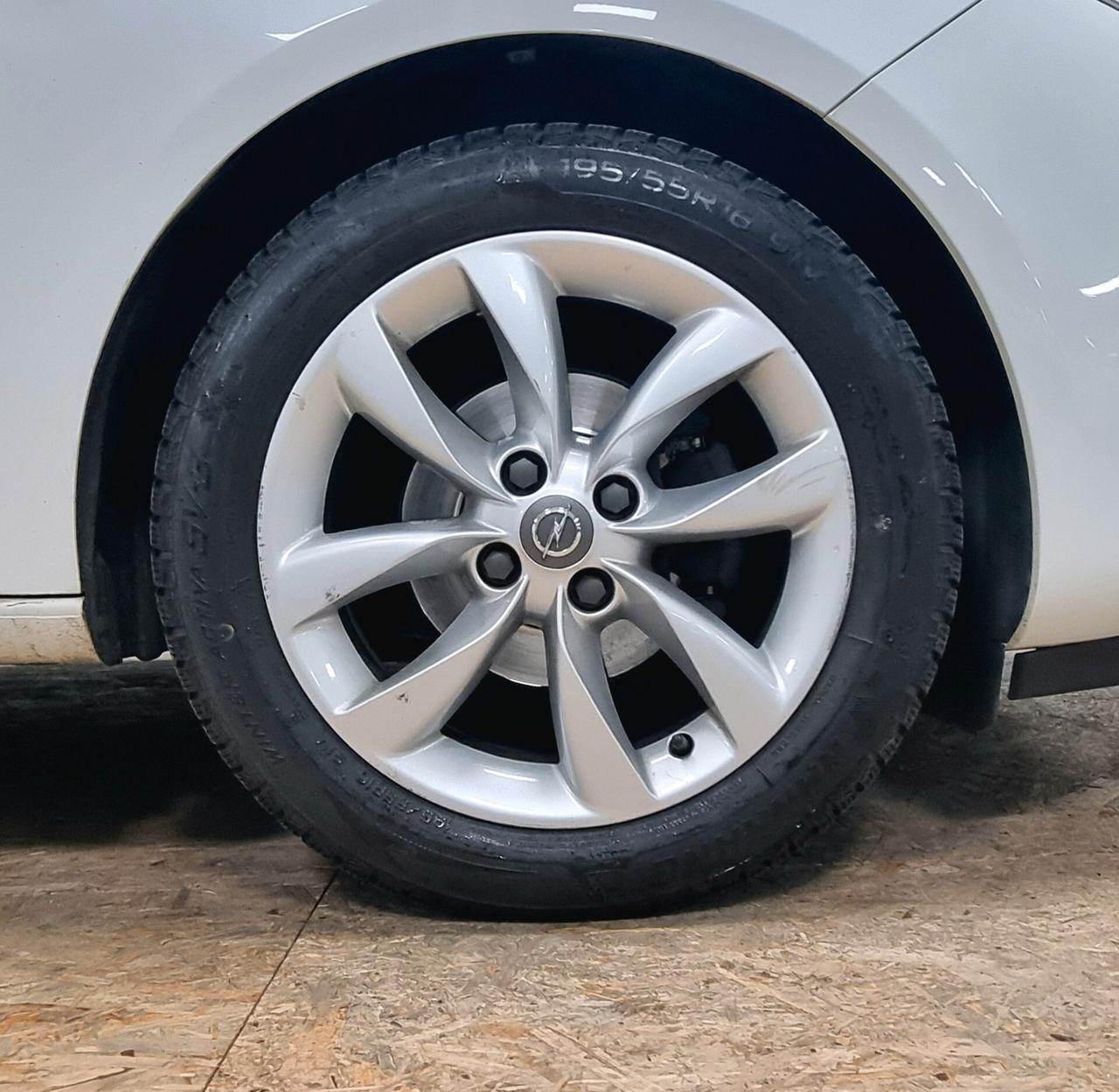 OPEL ADAM 1.4 BENZ/GPL 87 CV TECH JAM