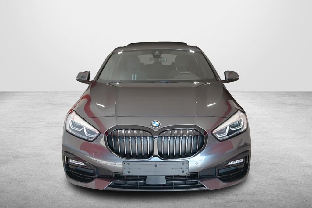 BMW 116D 115CV 6M. SPORT LINE ( FARI LED - BMW DIGITAL COCKPIT - HEAD-UP DISPLAY - TETTO PANORAMICO APR. - AMBIENT LIGHTS - SPORT INTERIOR - CRUISE - NAVI - MIRROR - PARK ASSISTANT - TELECAMERA POST. - CERCHI 17 )