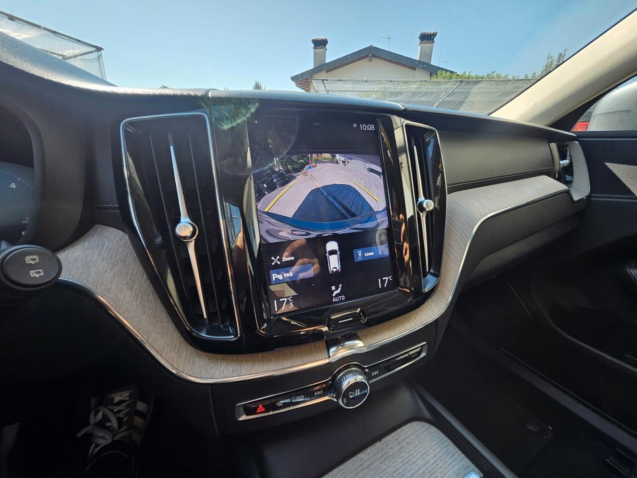 Volvo XC 60 XC60 B4 (d) AWD Geartronic Inscription