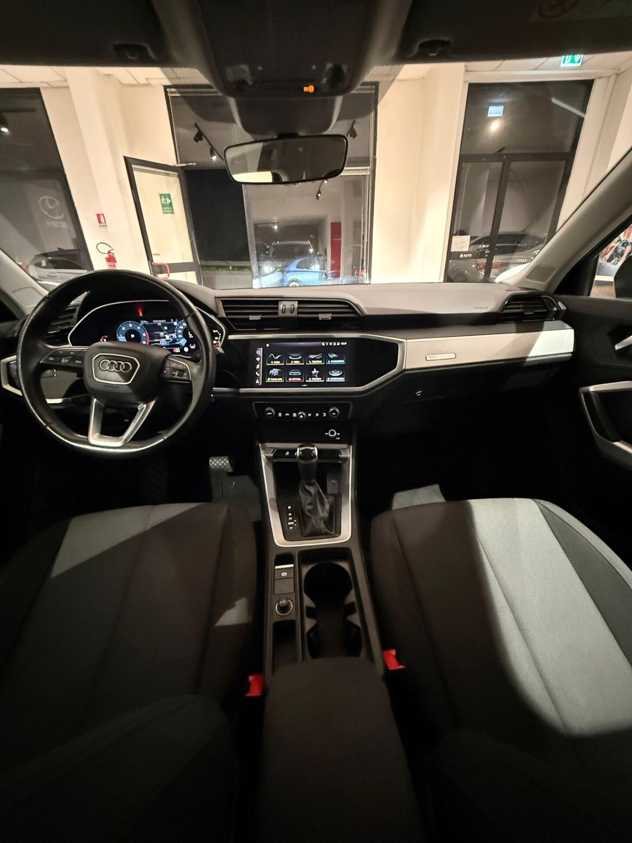 Audi Q3 35 TDI S tronic line edition